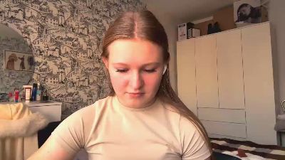 LoriaWheatly live cam on Cam4