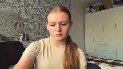 LoriaWheatly live cam on Cam4