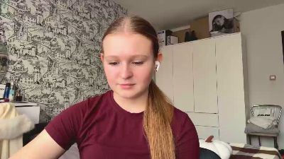 LoriaWheatly live cam on Cam4