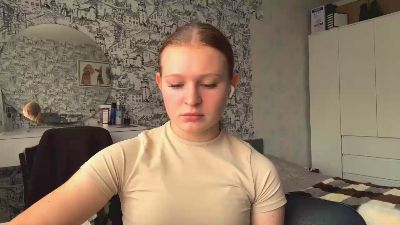LoriaWheatly live cam on Cam4