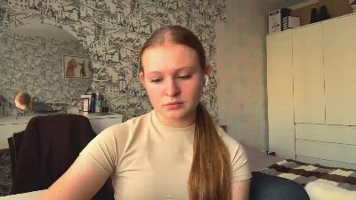 LoriaWheatly live cam on Cam4