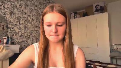 LoriaWheatly live cam on Cam4
