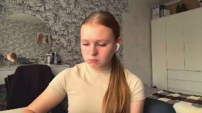 LoriaWheatly live cam on Cam4