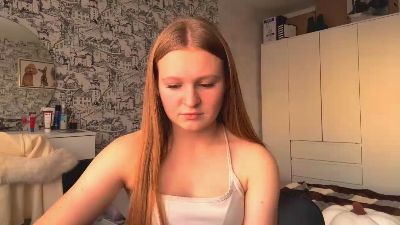 LoriaWheatly live cam on Cam4