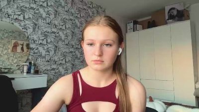LoriaWheatly live cam on Cam4