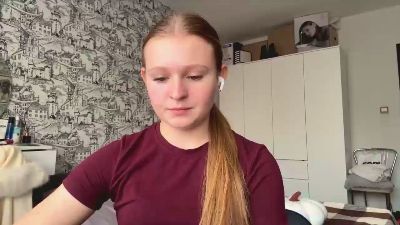 LoriaWheatly live cam on Cam4