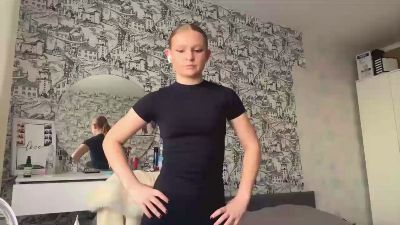 LoriaWheatly live cam on Cam4