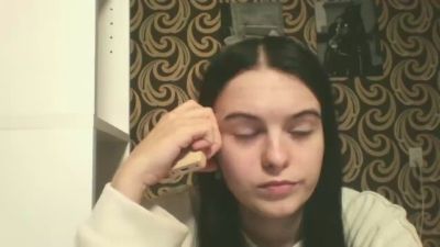 LorieCassata live cam on Cam4