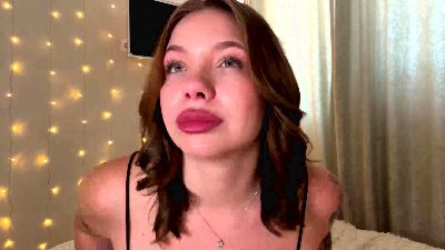 LorieEdinger live cam on Cam4