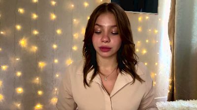 LorieEdinger live cam on Cam4