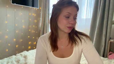 LorieEdinger live cam on Cam4