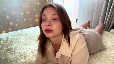 LorieEdinger live cam on Cam4