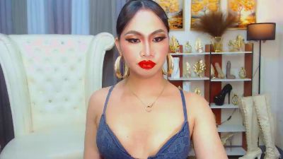 Lornafox live cam on Cam4
