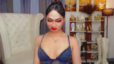 Lornafox live cam on Cam4