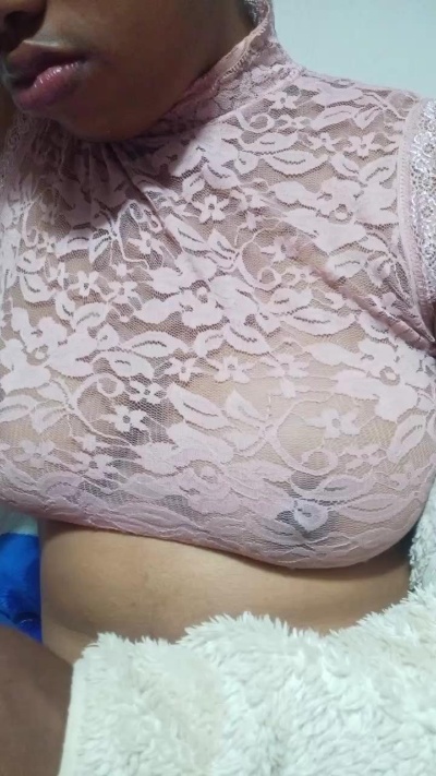 Lorras live cam on Cam4