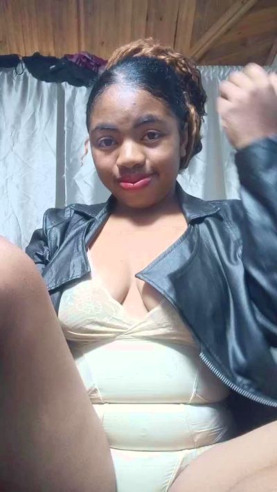 Lorras live cam on Cam4