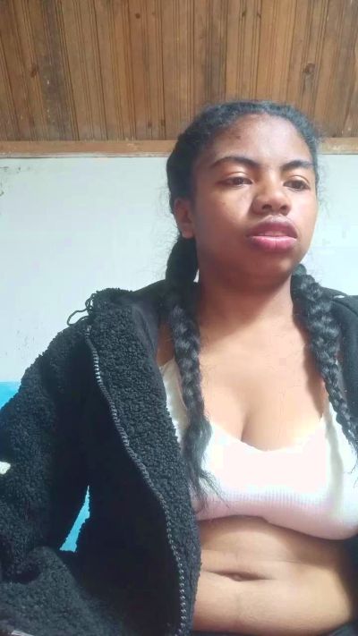 Lorras live cam on Cam4