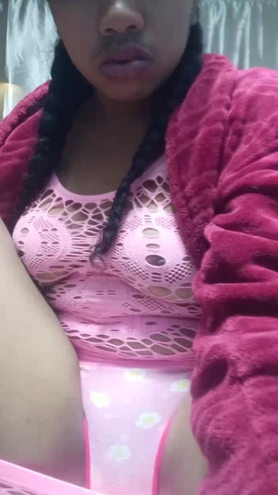 Lorras live cam on Cam4