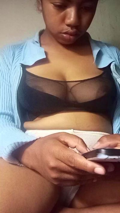 Lorras live cam on Cam4