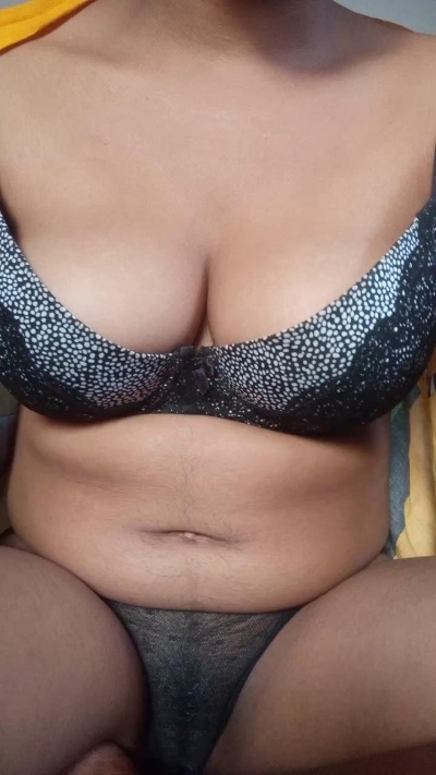 Lorras live cam on Cam4