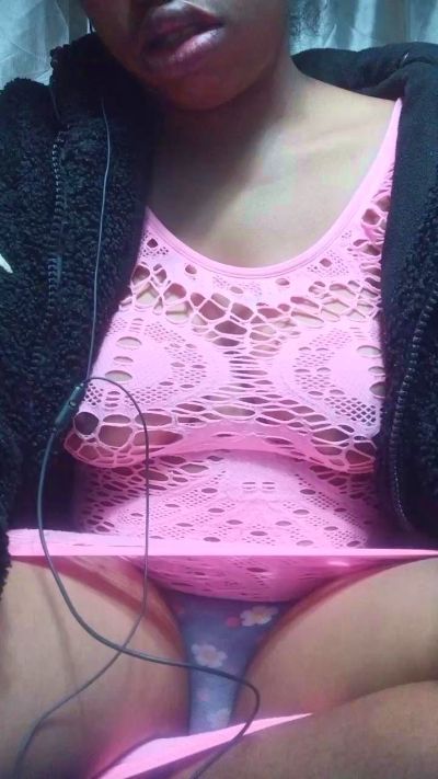 Lorras live cam on Cam4