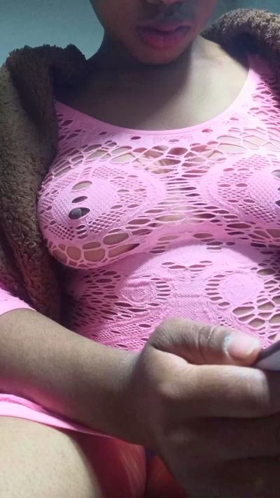 Lorras live cam on Cam4