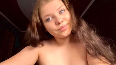 LoryPrezzia live cam on Cam4