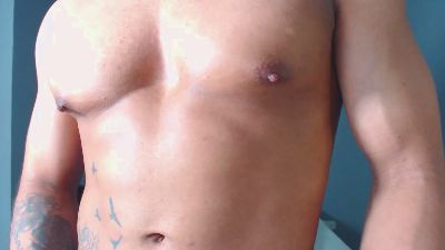 Lothbrok_strong live cam on Cam4