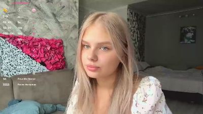 LouLindy live cam on Cam4