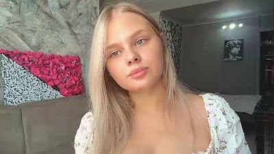 LouLindy live cam on Cam4