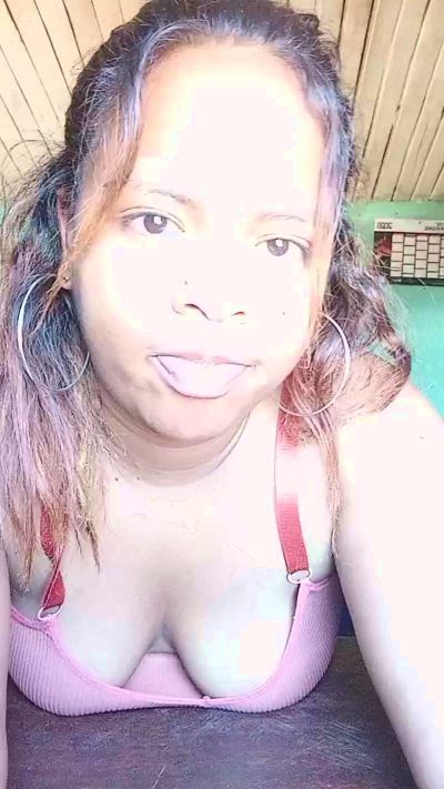 Louanne live cam on Cam4
