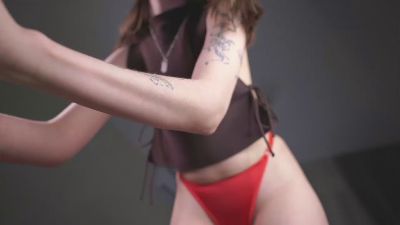 LouanneHija live cam on Cam4