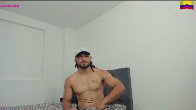 Louis_marley live cam on Cam4