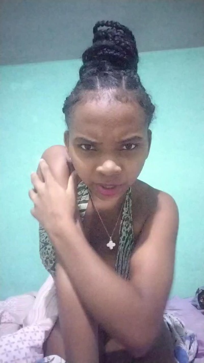 Profile and Statistics for Louisana on Cam4