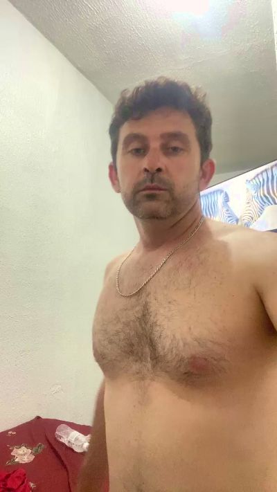 Louisbrazil live cam on Cam4