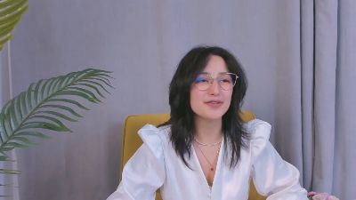 LouiseMitts webcam