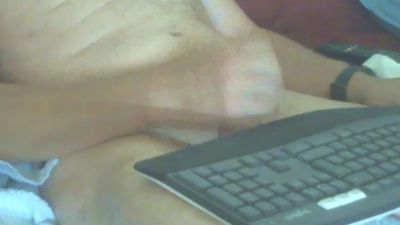 LoupsBlancs live cam on Cam4