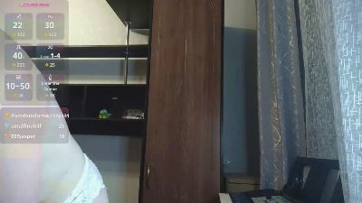 LouraTheberge live cam on Cam4