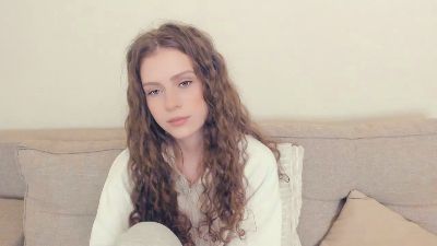 LourdesLyng live cam on Cam4