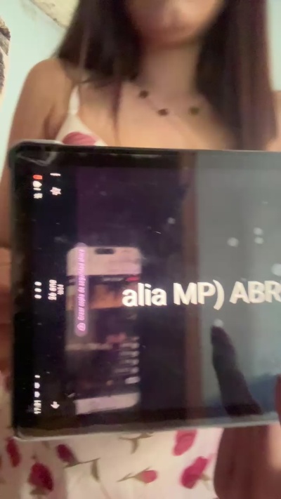 Lourxxxi2 webcam mulher ao vivo de Argentina