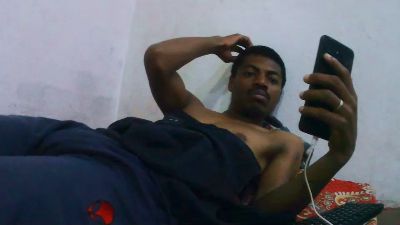 Lovainathiery live cam on Cam4