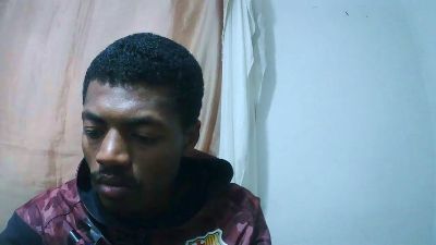 Lovainathiery live cam on Cam4