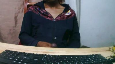 Lovainathiery live cam on Cam4