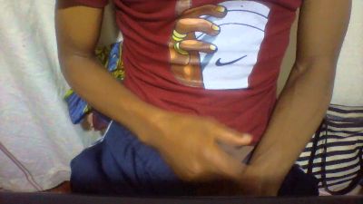 Lovainathiery live cam on Cam4
