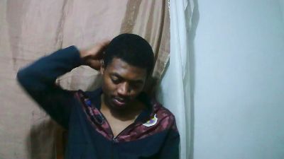 Lovainathiery live cam on Cam4