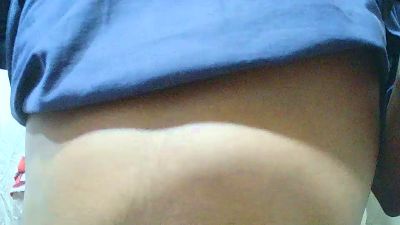 Lovainathiery live cam on Cam4
