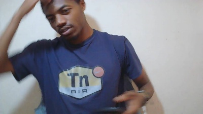 Lovainathiery live cam on Cam4
