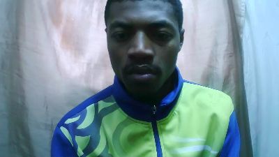 Lovainathiery live cam on Cam4