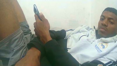 Lovainathiery live cam on Cam4