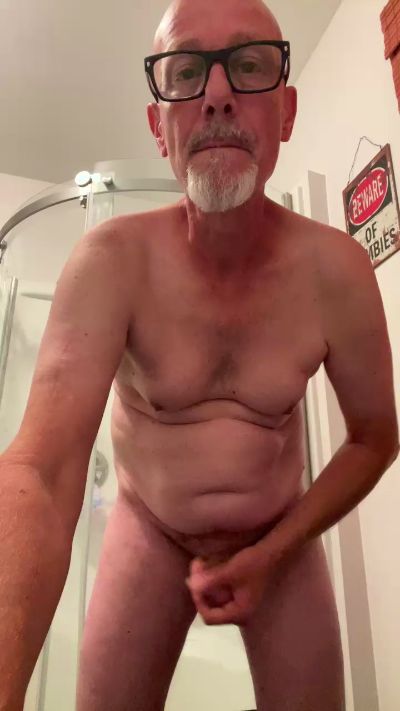 Love2cum4200 live cam on Cam4